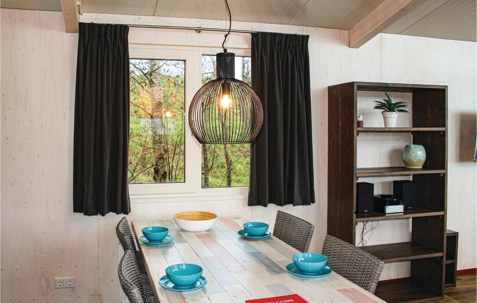 Beautiful Home In Sint-Annaland With Wifi Buitenkant foto
